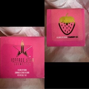 Strawberry lip scrub